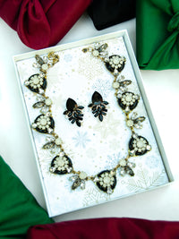 Flaunt It + Fit For A Royal Gift Set