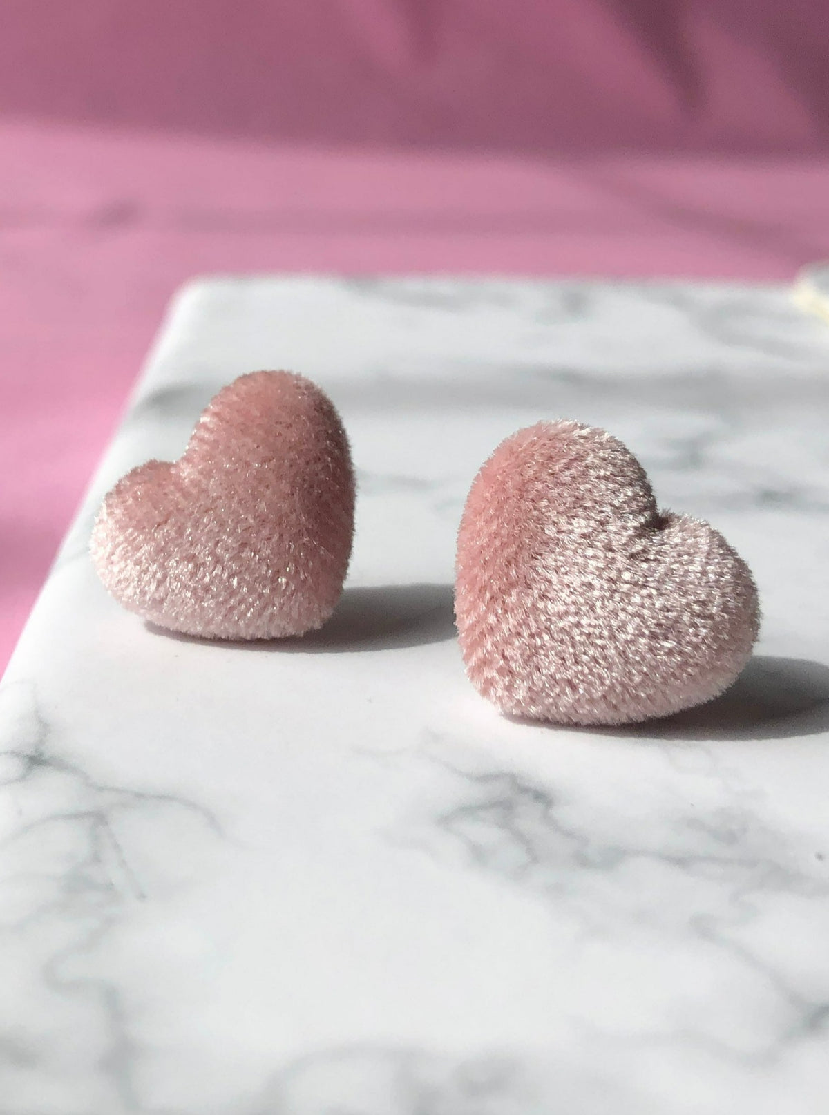 pink heart valentines day earrings, pink heart galentines day earrings